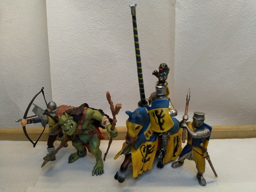 Schleich - 70020 Ritter mit Pferd - Turnierpferd und weitere Figuren