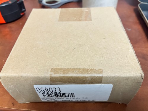 New Original Genuine OEM Factory Generac 0G8023 Battery Maintainer Charger