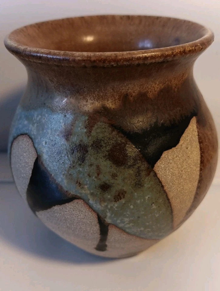 Graham Glynn (Yorkshire) Studio Pottery Posy Vase - 4" / 10cm Ht. - Image 4 of 4