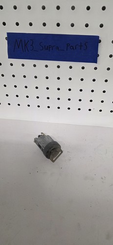 Toyota Supra Mk3 89 Ignition Cylinder & key - Picture 8 of 17