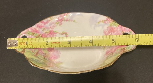 Vtg Royal Albert 6” Candy, Trinket Dish Blossom Time Gold Trim Bone China - Picture 3 of 6