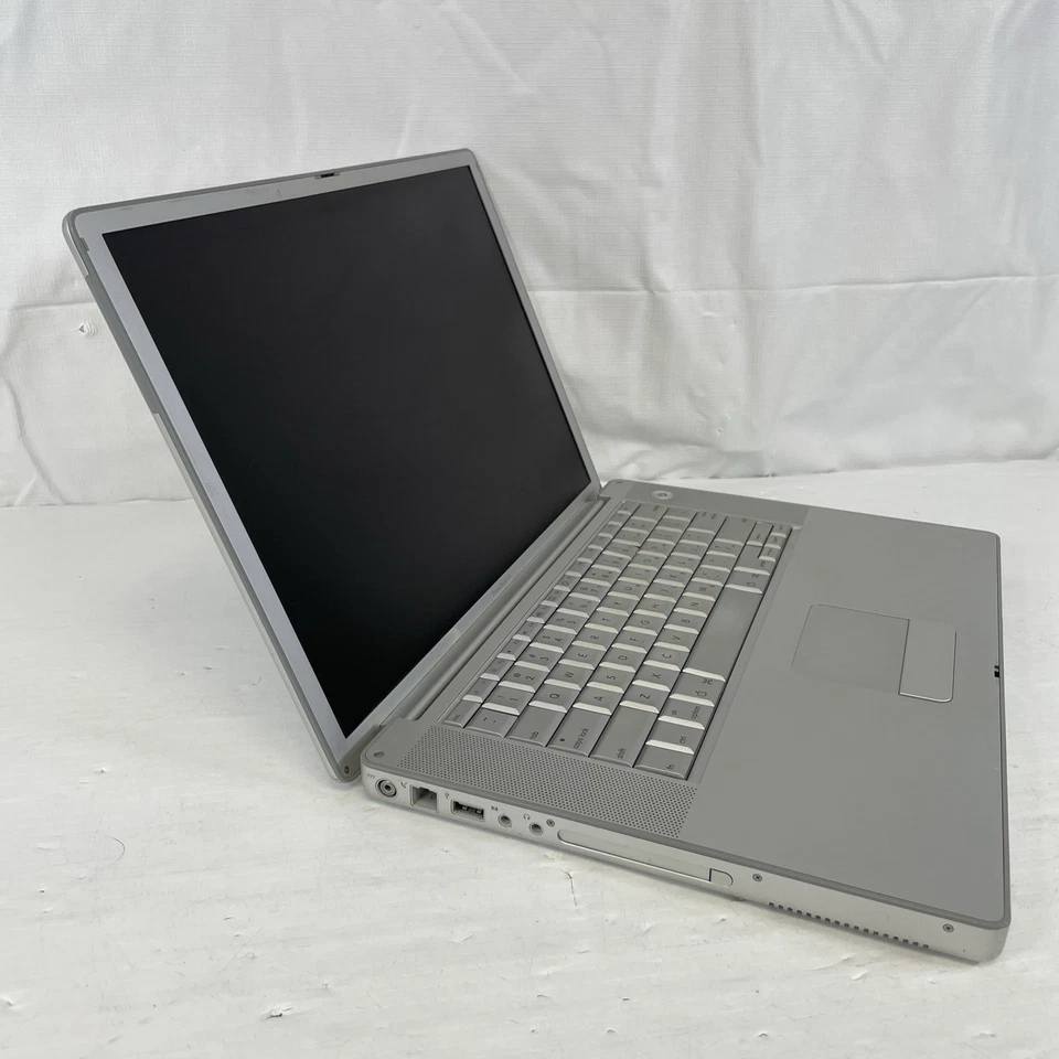 Computadora portátil Apple PowerBook G4 A1046 PowerPC G4 1ghz 512MB RAM 60GB HDD OSX Foto 4 de 4