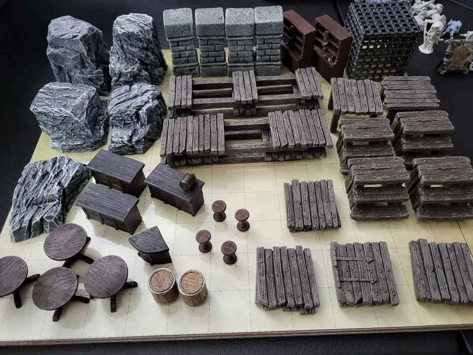 Lote miniaturas D&D. Pintado/sin pintar. Suministros de terreno y miniaturas y pintura Foto 4 de 4