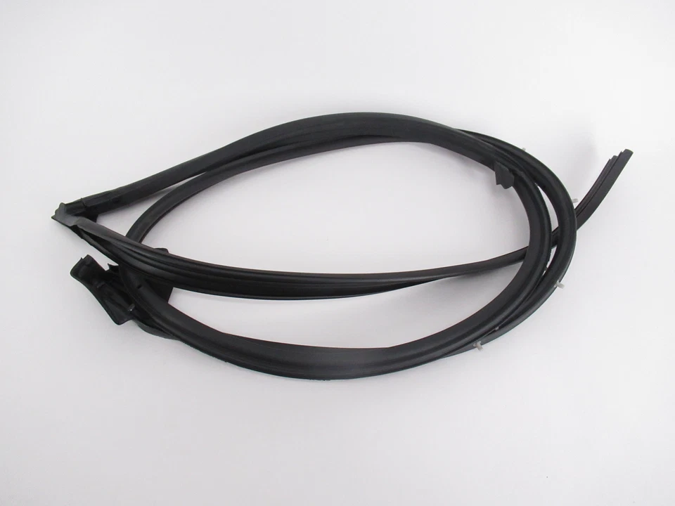 Genuine OEM Mazda NA01-59-760J Left Front Door Weatherstrip 1990-1997 Miata  - Image 4 of 4