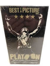 Platoon 1986 (VHS) William Dafoe, Johnny Depp, Charlie Sheen, Tom Berenger