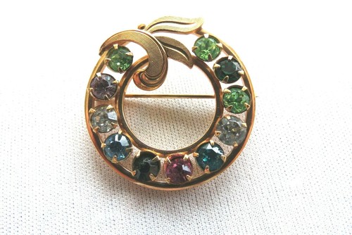 Vtg GOLD FILL Van Dell Wreathe Brooch Pin Signed Colorful Rhinestones - Picture 2 of 5