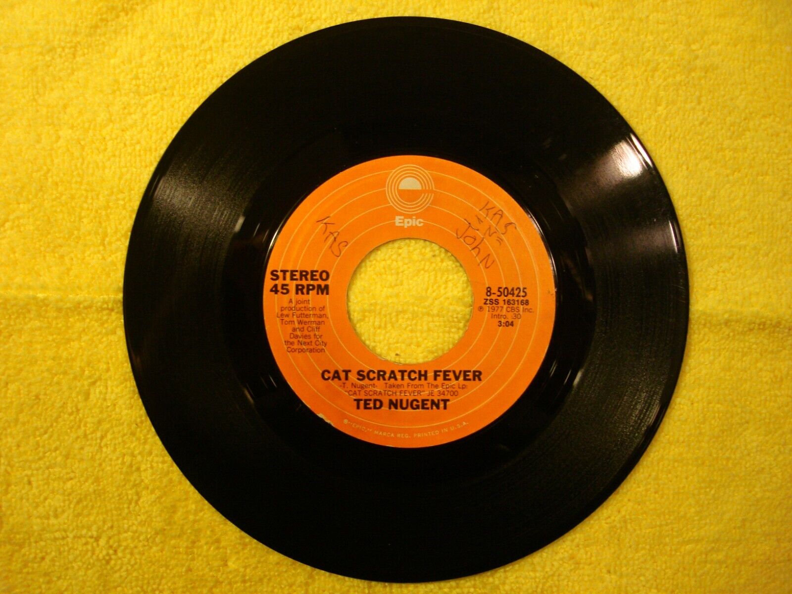 1977 TED NUGENT "CAT SCRATCH FEVER" 45 rpm 7"