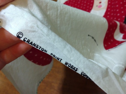 Panel de tela VIP Cranston Holly Jolly Santa felpa Navidad rojo algodón - Imagen 9 de 10