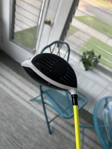 Used TaylorMade SIM 2 Max Driver 10.5° Degree Stiff Shaft Left-Handed Golf Club - Picture 5 of 6