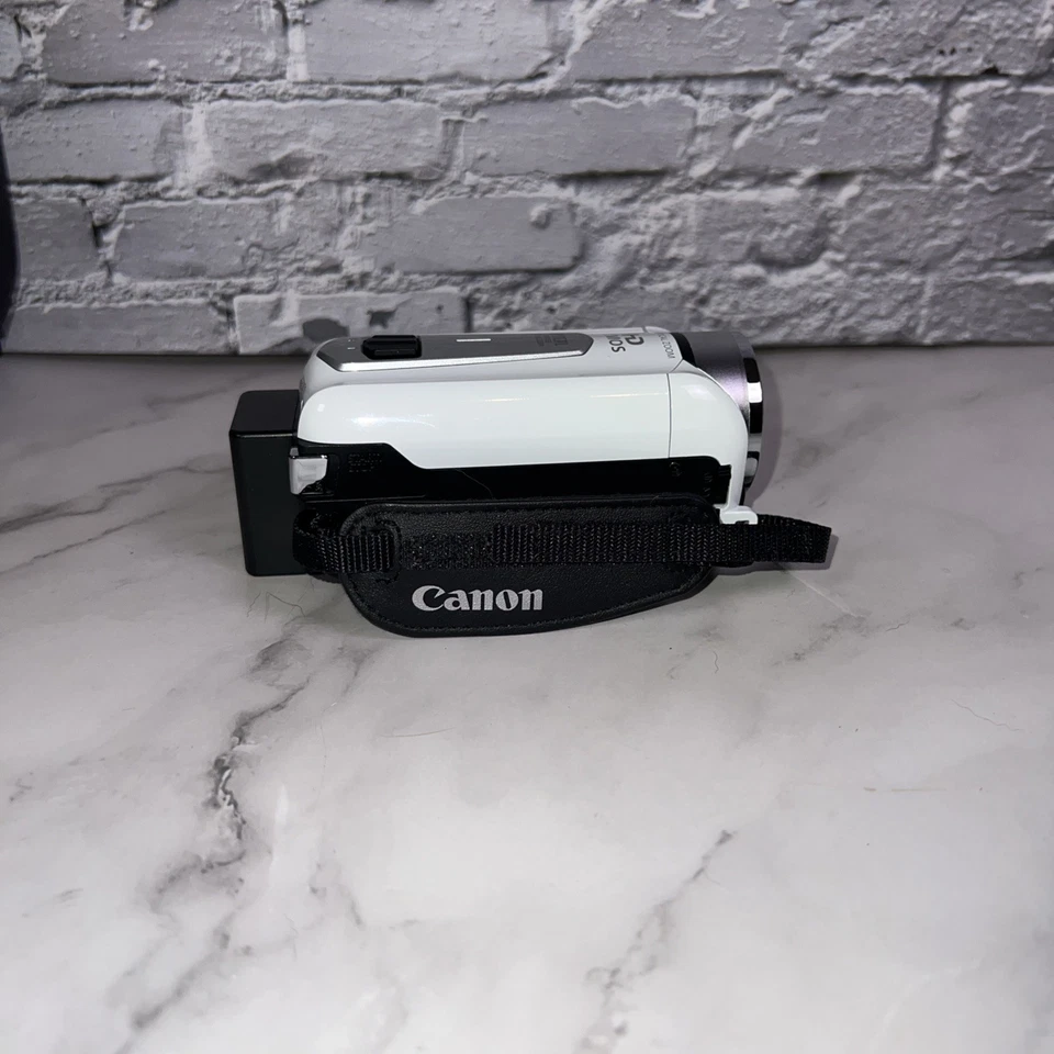 CANON Vixia FR400 Camcorder (RARE White Color) w/Charger, 32GB SD Card & Case ✅✅ - Image 4 of 4