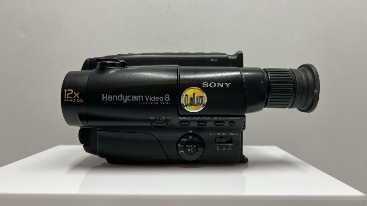 a*s様 動作品　SONYvideoHi8ビデオカメラHandycam　CCD- Sony Handycam video Hi-8 CCD-V701 | GovDeals