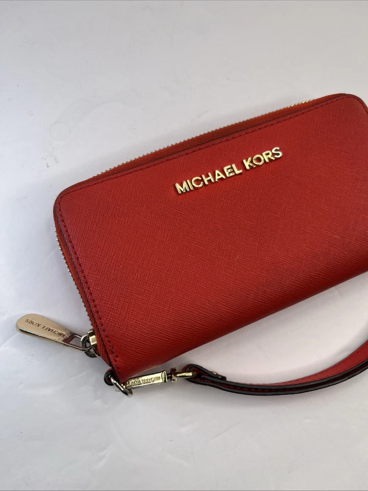 Michael Kors Red Leather Accordion Ziparound Wallet - Image 2 of 4