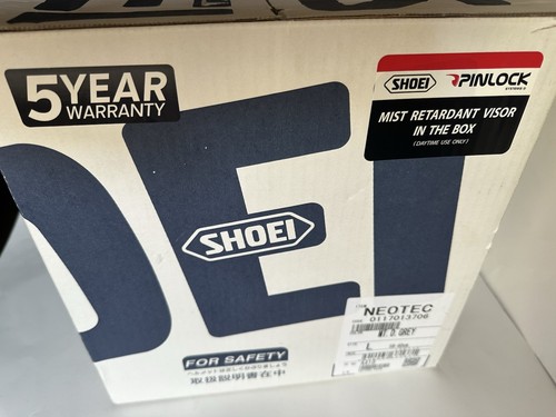 SHOEI QWEST GLOSS WHITE FULL FACE MOTORCYCLE SAFETY HELMET SIZE L NEW - Picture 5 of 19