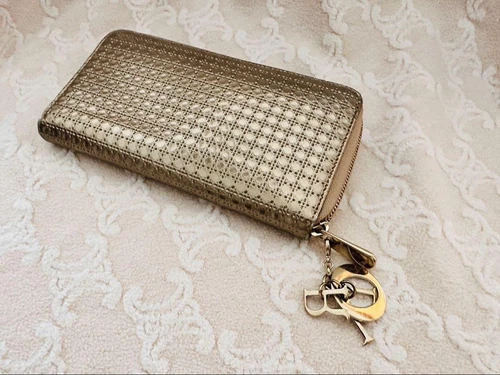 Authentique portefeuille long Christian Dior rond zippé avec logo breloque 10 x 19 cm