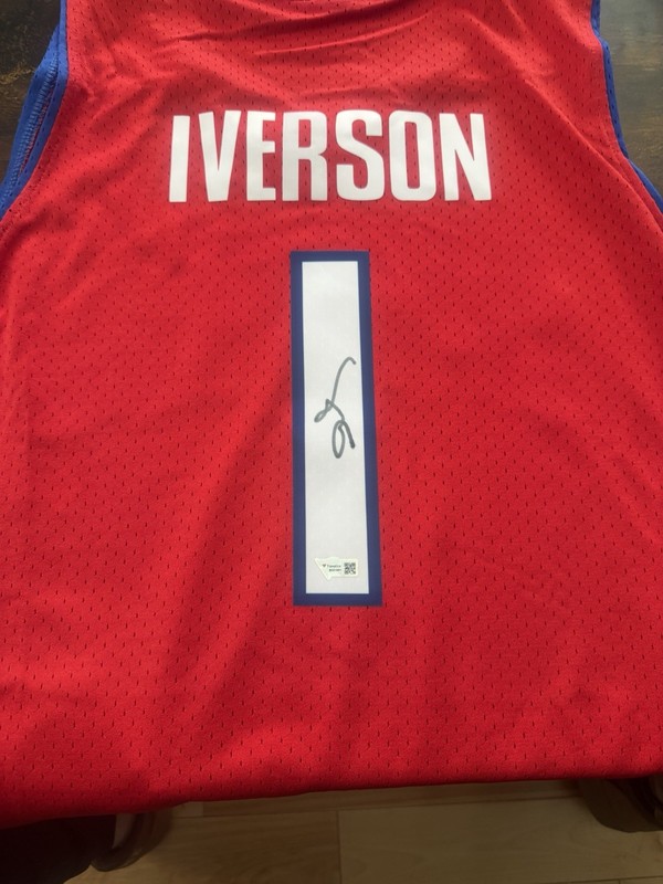Allen Iverson Signed Pistons Jersey #1 Fanatics COA Auto