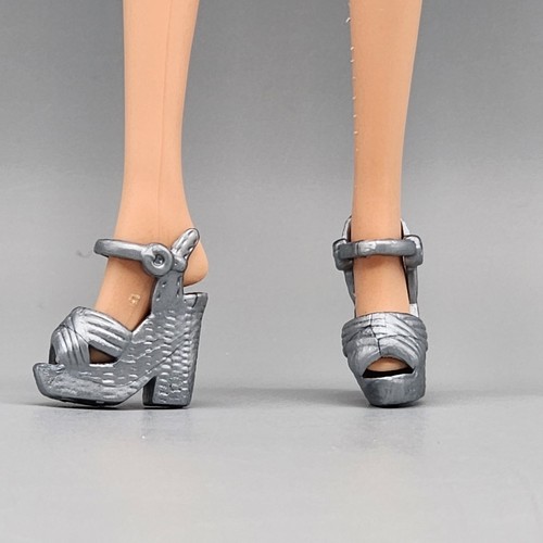 SHOES SILVER OPEN TOE CHUNKY HEEL FASHION DOLL CLOTHING ACCESSORY - Picture 3 of 9
