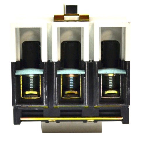 Disyuntor Cutler-Martillo Gi125 Gi3030 30 Amp Estuche Moldeado 3 Polos 480V 14k - Imagen 3 de 6