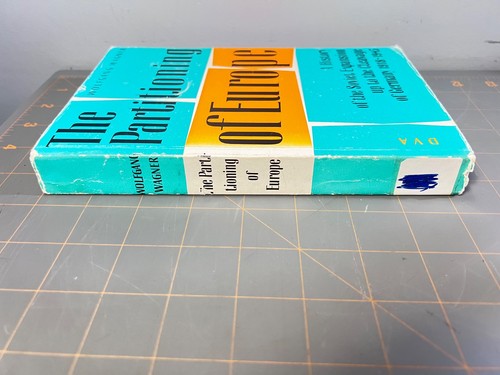 The Partitioning of Europe History of Soviet Expansion Wolfgang Wagner 1959 Ed. - Bild 2 von 9
