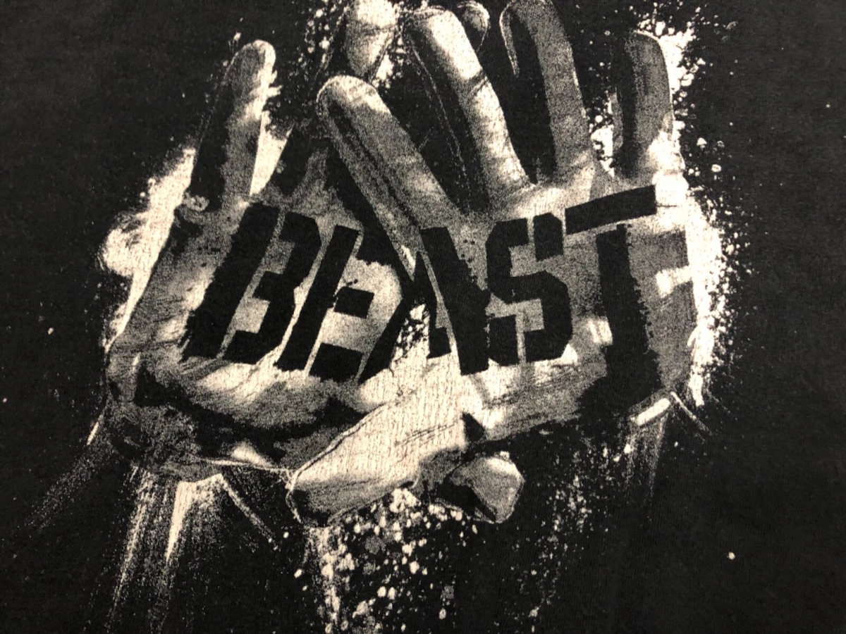 Nike BEAST Football Gloves T Shirt Size XL Black Men s eBay