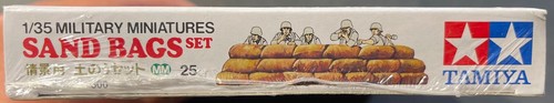 Tamiya Sand Bags Set Military Miniatures 35025 1/35 FS NEW Model Kit - Picture 3 of 4
