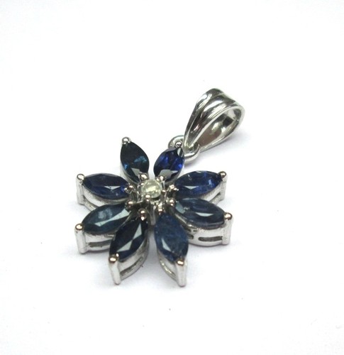 Hermoso diseño de flor de zafiro en forma de marquesa y colgante de diamante con cadena de 16 - Imagen 5 de 5