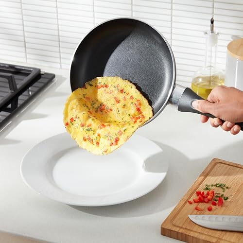 Amazon Basics Non-Stick Cookware 8-Piece Set, Pots and Pans, Black - Picture 2 of 10