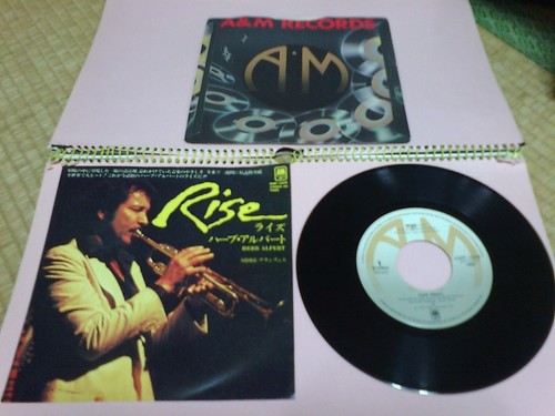 Herb Alpert : Rise /Alanjuez ( Mon Amour ) ; JAPAN A&M 7" 45 with Pic. Sleeve - Bild 1 von 4