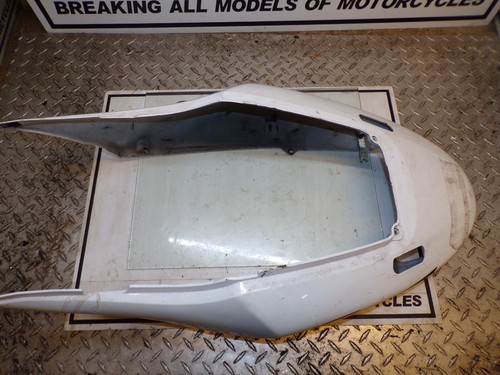 HONDA CBR 600 1999 2000 2001 FX FY:TAIL PIECE MINOR CRACK:USED MOTORCYCLE PARTS - Picture 11 of 11