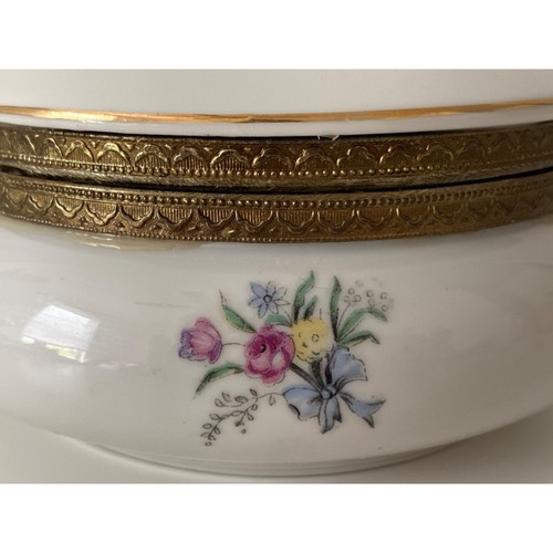 Sartén de porcelana silenciosa mayordomo #7050 tapa con bisagras Andrea by Sadek Japón - Imagen 10 de 24