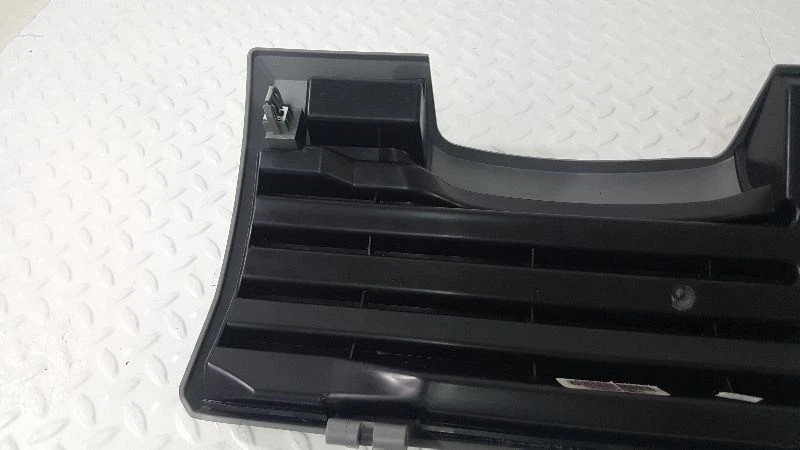 Rodillera gris para tablero Dodge Nitro 07-10  Foto 4 de 4