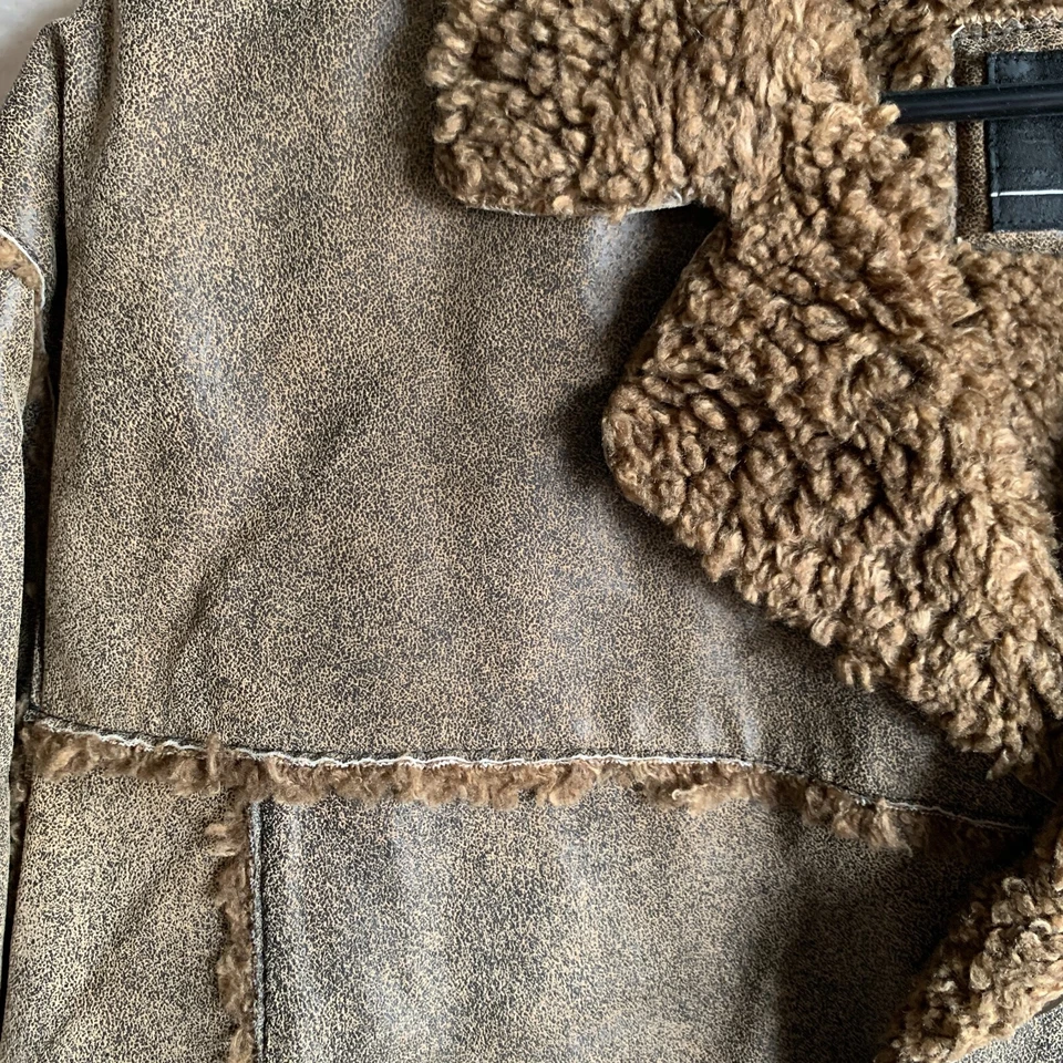 BKG67 Men's Large Genuine Leather Jacket with Faux Fleece Lining Brown BUCKLE - Image 3 of 4