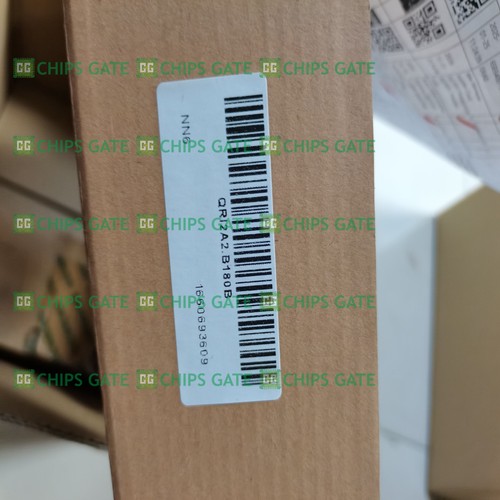 1PC New In Box Siemens Sensor QRI2A2.B180B 1-Year Warranty - Bild 2 von 3