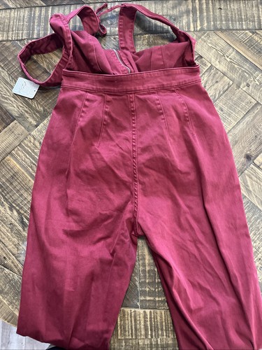 Free People Women’s Size 2 Burgundy Bib Overalls Flare CRVY - Picture 7 of 7