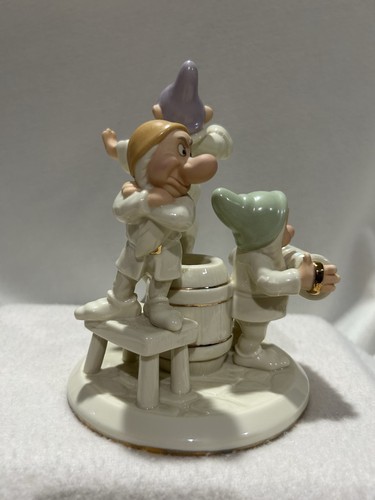 Lenox Disney Snow White & Seven Dwarfs Taper Candle Stick Holders Gold Trim - Picture 9 of 12