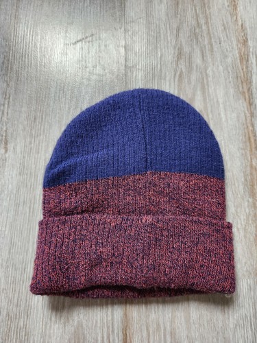 Five Nights At Freddy's FNAF Freddy Fazbear Red Blue Colorblock Beanie - Picture 3 of 9