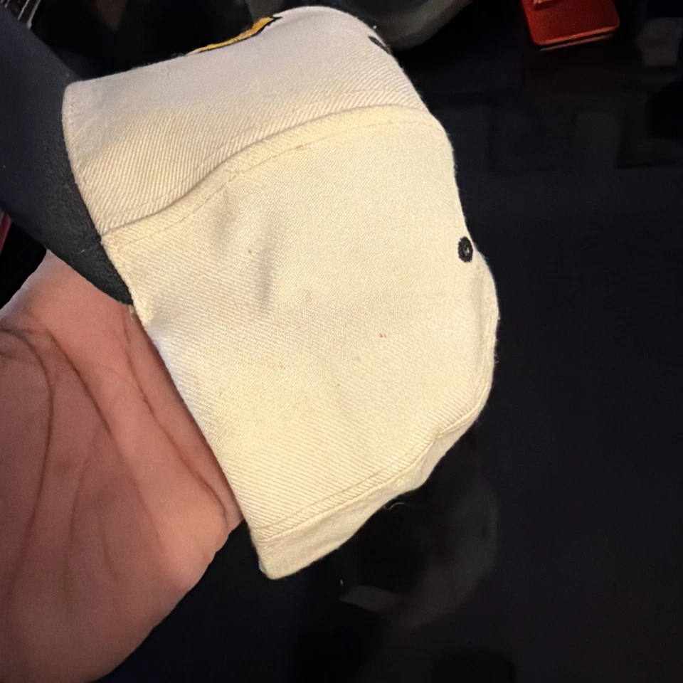 Vintage New Era Pittsburgh Pirates Hat Wool Blend SnapBack Made in Korea - Image 4 of 4