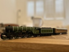 Hornby The Flying Scotsman Electric Train Set R1167 - Christmas