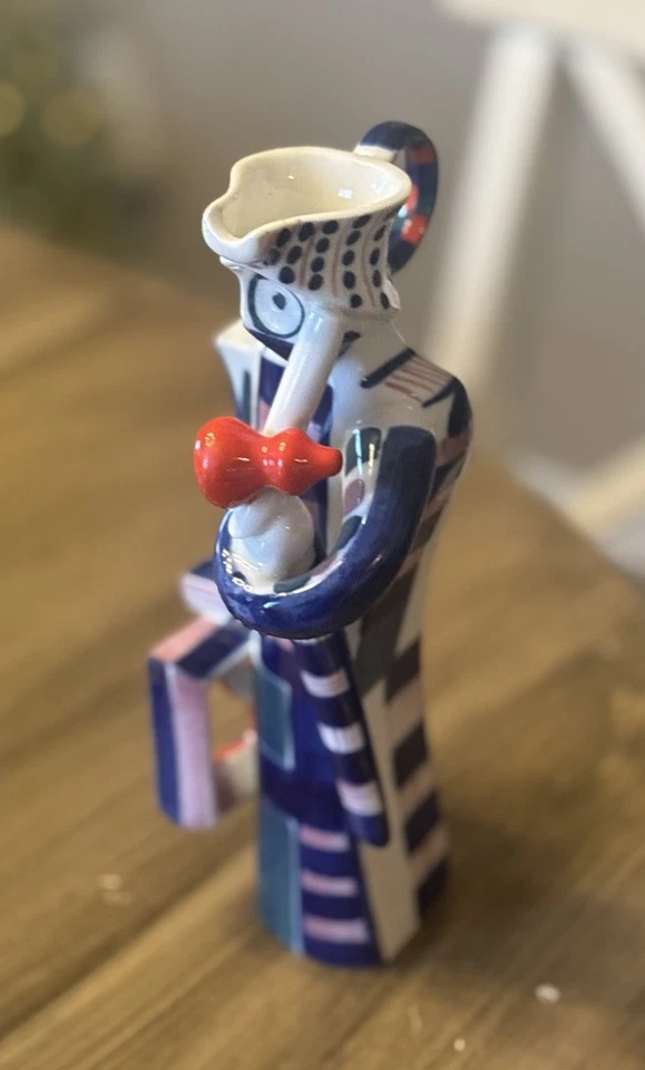 Vintage Sargardelos Emigrante Hand-Painted Spanish Porcelain Figurine Modernist - Image 3 of 4