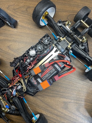 1/10 RC Race Truck JLB Racing Cheetah 6s 22.2v 150a ESC Spectrum Brushless RTR - Picture 18 of 24