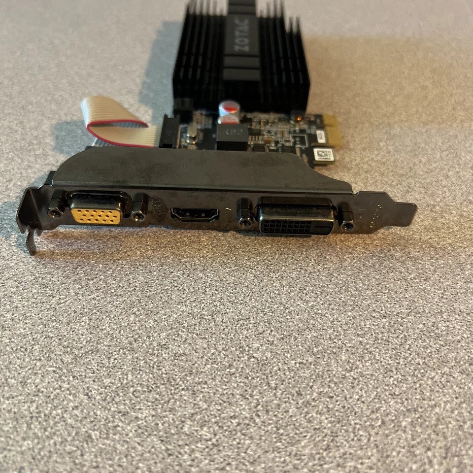 Zotac ZT-71304-20L graphics PCI-E 64BIT card, NVIDIA GeForce GT 710 1GB GDDR3 - Image 3 of 4