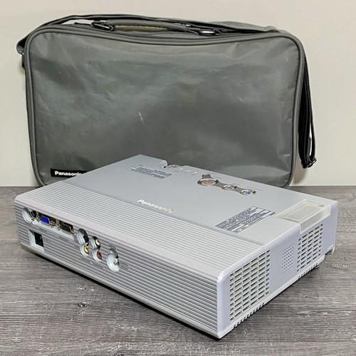 Panasonic LCD Desktop Projector Silver PT-LB10NTE & Carry Case Bag VGC Rare - Picture 14 of 24