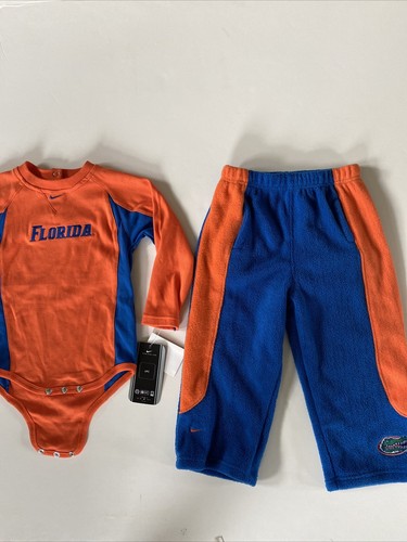 Nike U of Florida Gators Baby 24 Month 2 Piece Set LS Snap & Fleece Pants NWT - Foto 1 di 7