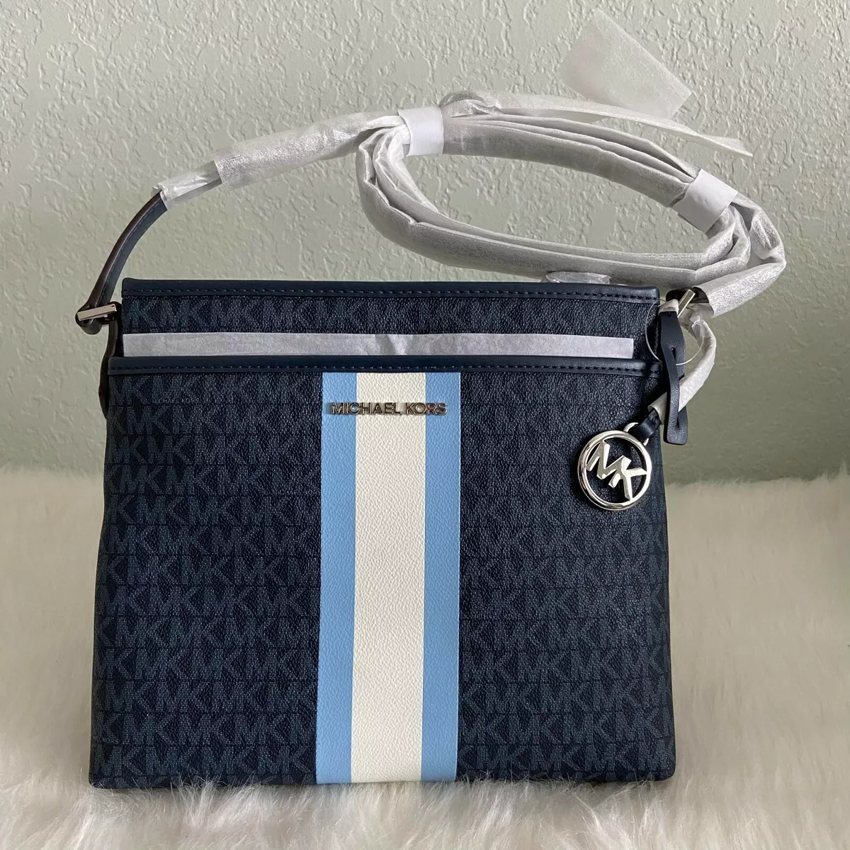 MICHAEL Michael Kors Ava Small Cross Body Bag - Sky in Blue