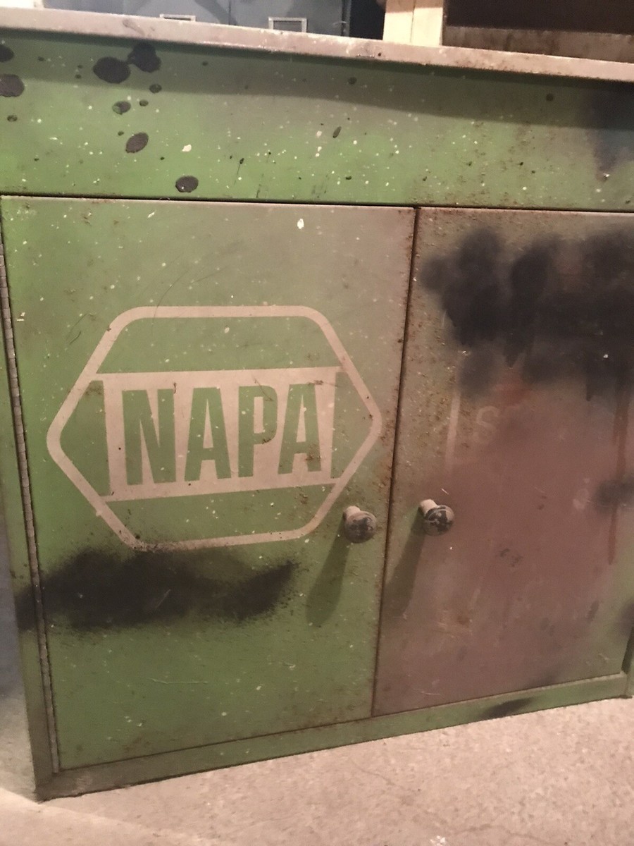 ビンテージ　USA　NAPA　スチール キャビネット　ガレージ 特大！】1960's NAPA ナパ ビンテージ ウォール キャビネット 棚 看板