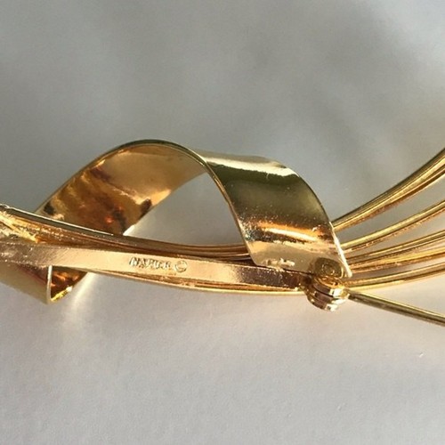 Napier Brooch pin Vintage goldtone faux pearl accent Pin - Picture 6 of 7