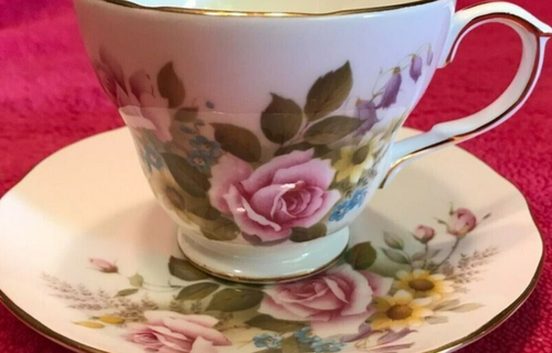 Vintage Duchess Bone China England Summer Pink Rose 409 Cup Saucer Set FLAWLESS! - Picture 3 of 5