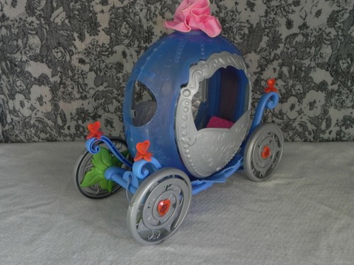 Mattel 2011 Disney Princess Cinderella Transforming Pumpkin Carriage Pull Cover - Imagen 10 de 12