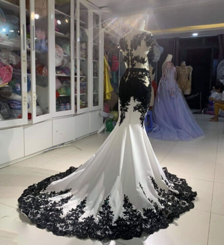 Gothic Weiß und Schwarz Meerjungfrau Spitze Applikationen Satin Brautkleider - Bild 3 von 9