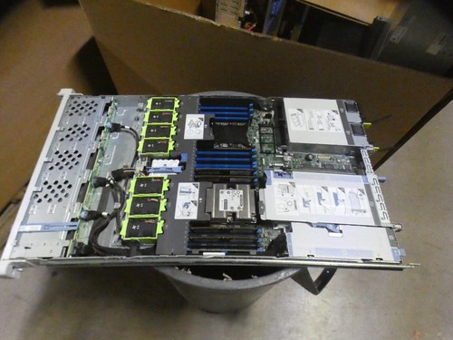 Cisco UCSC-C220-M5SX 2.3GHZ Xeon 12 Core 128GB Ram (4x32GB) Server 10 Bay NO HD - Picture 10 of 14