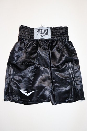 MIKE TYSON BOXERSHORTS TRUNKS SIGNED AUTHENTICATED PSA # AO83210! - Bild 1 von 3